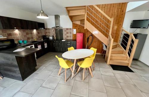 Lussac-les-Chateaux House | Chez Marcel - Maison 3 chambres