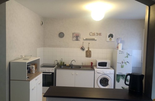 Limoges Apartment | Chez Nini, Appartement T2 Proche de La Vienne