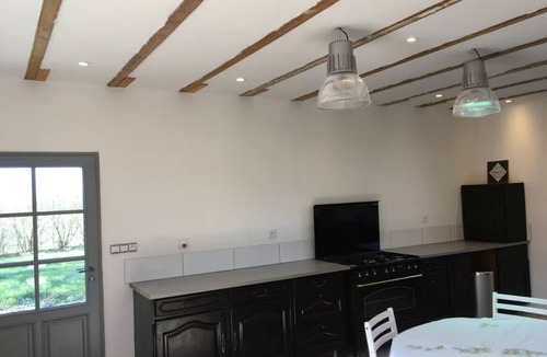 Villemort House | Chic country house in the great outdoors. Pets welcome