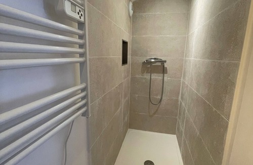 Chauvigny Apartment | Chic et Lumineux Dans le Bourg