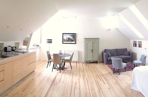 Jurancon Apartment | Clos Mirabel, The Loft Apartment - Sleeps 4/5 - Open all year round