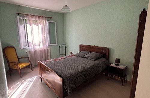Angoisse House | Come to ANGOISSE in a quiet house with many activities around.