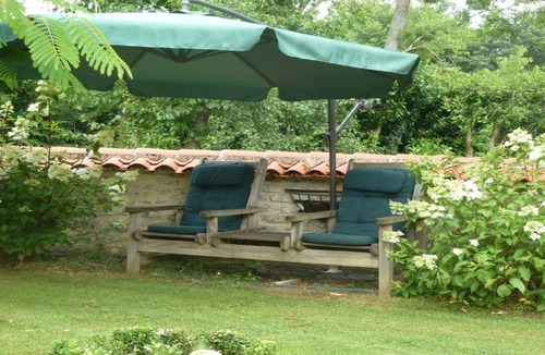 Chasseneuil-sur-Bonnieure Apartment | Comfortable, character Riverside Apartment with stunning River and Garden views