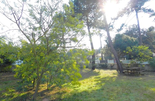 Le Grand-Village-Plage House | Comfortable House with Private Garden, Terrace, and Garage – Close to Beaches in Saint-Trojan