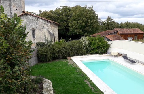 Riberac House | COMPLETE AUTHENTIC HOUSE QUIET & QUIET PRIVATE PICINE 10 x 4m heated