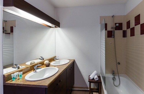 Bergerac Condo | Condo ∙ 1 bedroom ∙ 4 guests