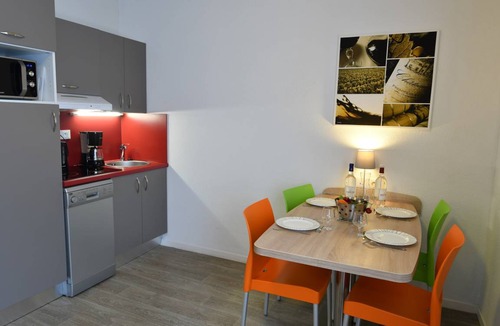 Bassins a Flot Condo | Condo ∙ 1 bedroom ∙ 4 guests