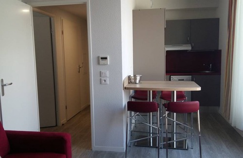 Bassins a Flot Condo | Condo ∙ 1 bedroom ∙ 4 guests