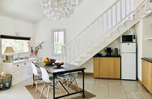 Lacanau-Ocean House | Confortable and bright villa, for 6 people, with pool and WiFi.