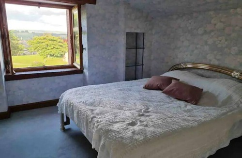 Allassac House | Cosy estate in the heart of nature