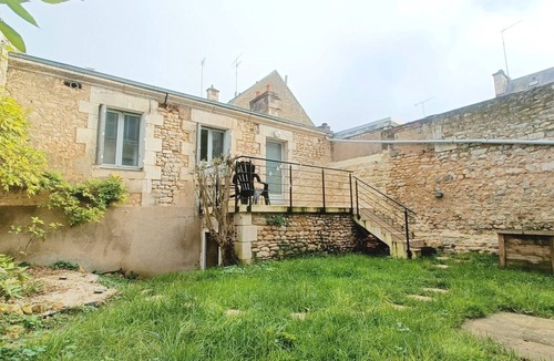 Les 3 Cites Apartment | Cosy House with Terrace – Heart of Poitiers
