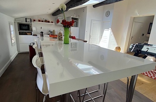 Libourne Condo | Cosy LOFT in the heart of the Bastide near St-Emilion