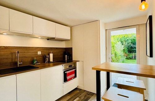 Saint Augustin Apartment | Cosy outbuilding 200 m from streetcar & CHU