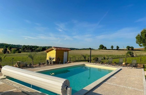 Laprade House | Cosy Stay, Remote Work Retreat, 9 Guests Aubeterre