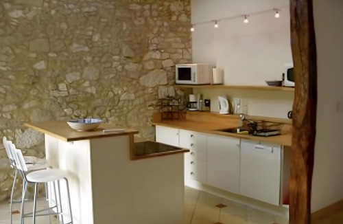 Velines Apartment | Cottage Rembrandt – Sleeps 5