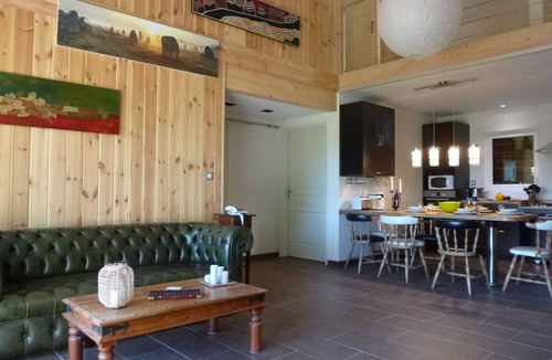 Saint-Leon-sur-Vezere Cottage | Cottage 5 people in Black Périgord near Lascaux