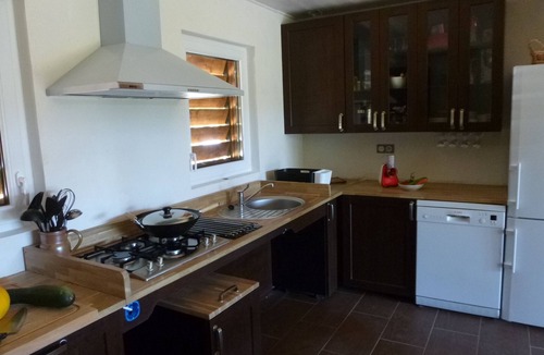 Saint-Leon-sur-Vezere Cottage | Cottage 5 people in Black Périgord near Lascaux