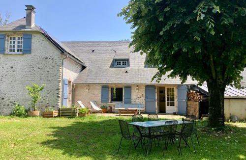 Nousty House | Cottage authentique et chaleureux entre Pau et Lourdes pour 7 personnes