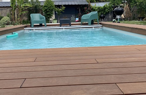 Pessac House | Cottage Entre-vignes -ville-vagues Piscine et Terrasse