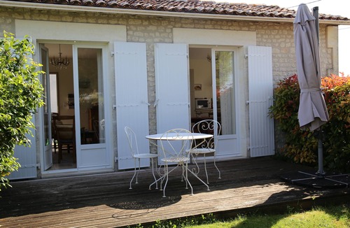 Juillac-le-Coq House | Cottage for 2/4 people in Great Champagne Cognac