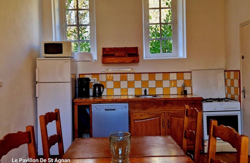 Hautefort Cottage | Cottage in Hautefort 4 bedrooms H4nnSharennSaven