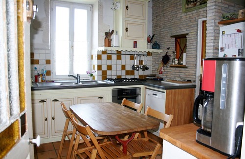 Cheray Villa | Country house, heating, parking, garden, fully enclosed, shops nearby