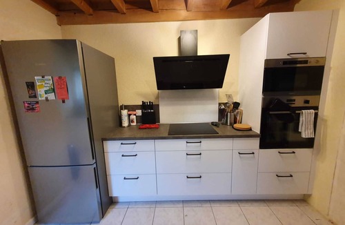 Chaunac Cottage | Country gîte for 12 people with heated swimming pool