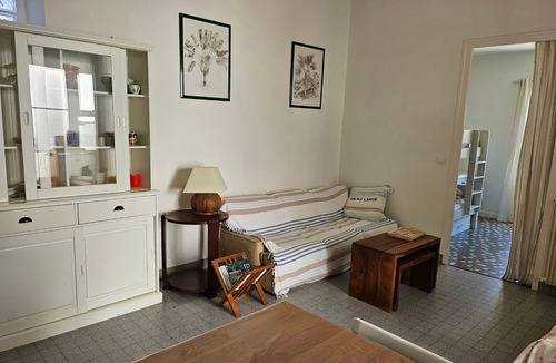Arcachon House | Cozy 2-Bedroom House near Arcachon Center & Beach