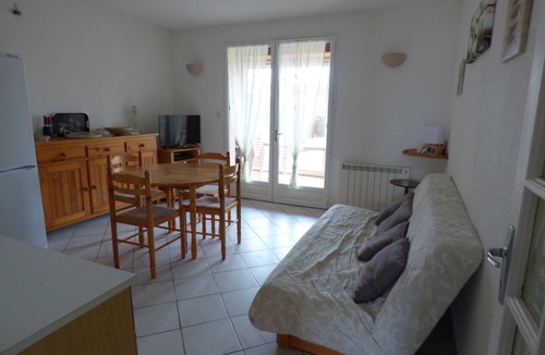 Biscarrosse Plage Apartment | Cozy Apartment Near Beach with Terraces, Sleeps 5, Parking Included - Biscarrosse Plage