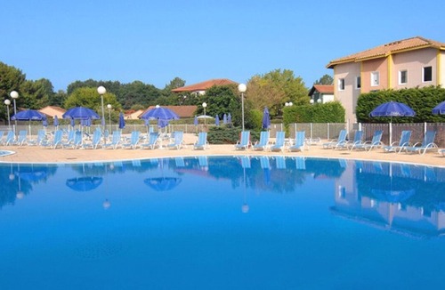 Soustons Apartment | Cozy Apartment in Soustons with Pool, Tennis, and Near the Beach