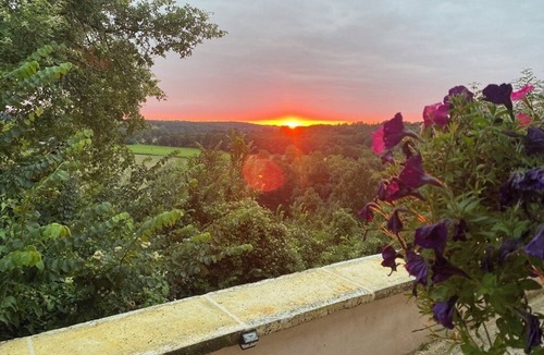 Asnois House | Cozy barn conversion courtyard, Hot Tub, Air Con, Fast WIFI, Home Office Area