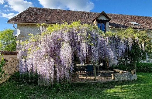 Fossemagne House | Cozy gîte for 4/5 people with heated swimming pool in black Périgord