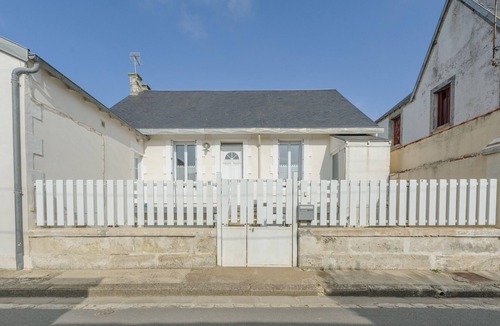 Quartier du Casino Apartment | Cozy Garden Apartment, 50m to Beach, 500m to Shops, WiFi, Sleeps 4