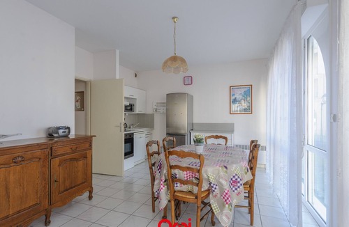 Quartier du Casino Apartment | Cozy T2 Apartment with Pool Access, Steps from Beach and Shops