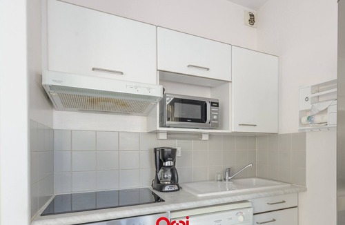 Quartier du Casino Apartment | Cozy T2 Apartment with Pool Access, Steps from Beach and Shops