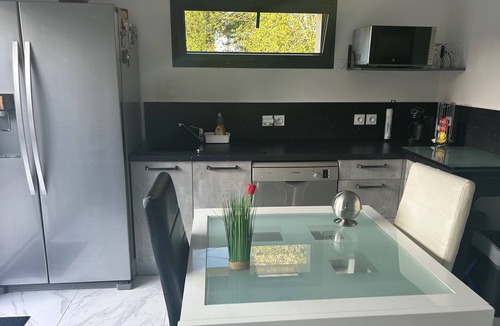 Saint-Loubes Apartment | Dépendance Région Bordelaise 10 min de Bordeaux