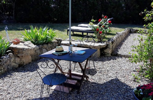 Nerac Cottage | Delightful cottage apartment in Bucolic Gascony