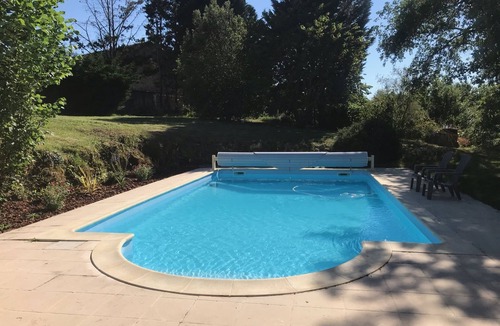 Sainte-Colombe-en-Bruilhois Villa | Demeure de Charme 10 Personnes Avec Piscine