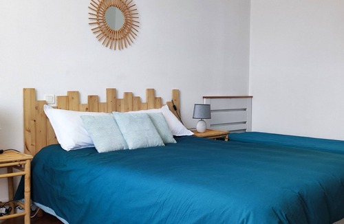 Cherac Bed & Breakfast | Demeure Olea 5 rooms 1 to 15 people linen and breakfast