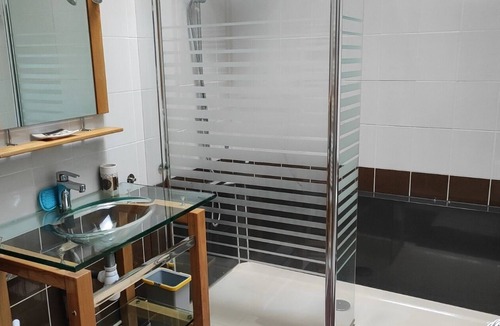 Cherac Bed & Breakfast | Demeure Olea 5 rooms 1 to 15 people linen and breakfast
