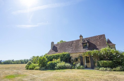 Sarlat-la-Caneda House | Discreet manor house for 13 guests (tennis/pool/cinema lounge/35-hour service)