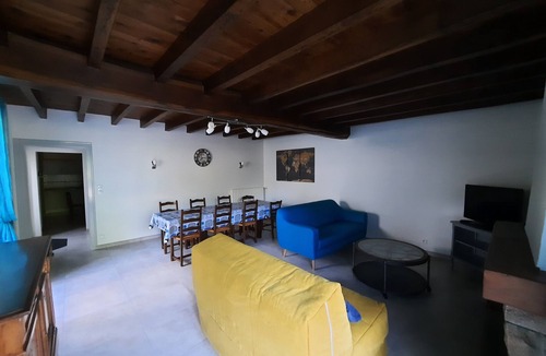 La Chapelle-Saint-Laurent House | Disponible cet été - Gîte du Petit Bonheur Paisible à la Campagne