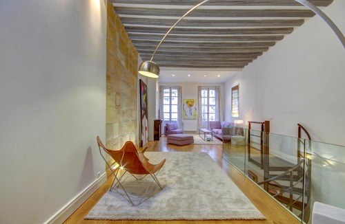 Hotel de Ville - Quinconces Apartment | Divine by Cocoonr