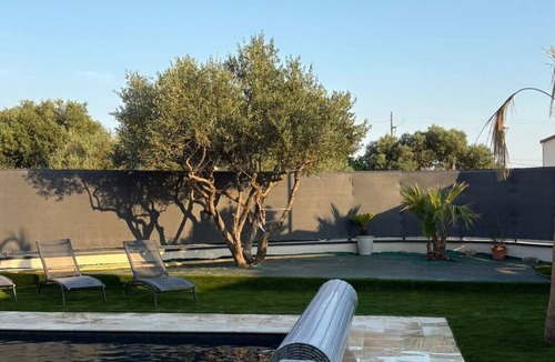 Beaucaire House | Dolce Vita Elegant and comfortable new villa with heated pool for 12 people