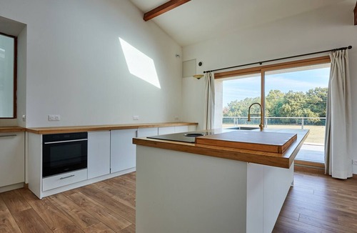 Saint-Sulpice-et-Cameyrac House | Domaine en pleine nature à seulement 15 minutes de Bordeaux !