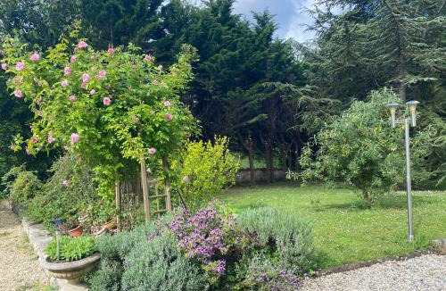 Saint-Porchaire Bed & Breakfast | Domaine de la Perthuiserie