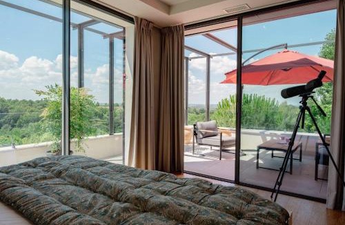 Carignan-de-Bordeaux Hotel | Domaine de la Peyrine - Suite Pinson