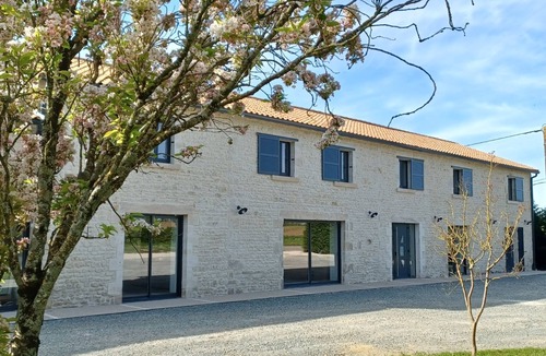 Sompt House | Domaine DE LA PIE QUI Chante