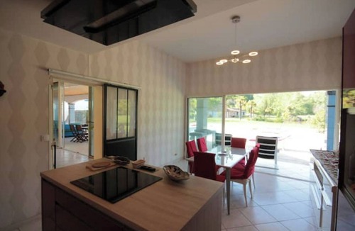 Saint-Laurent-de-Gosse Villa | Domaine du Haou - Large gîte in the heart of a bucolic estate