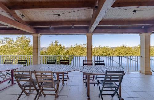 Paulin Villa | Domaine la Noyeraie Périgord Noir